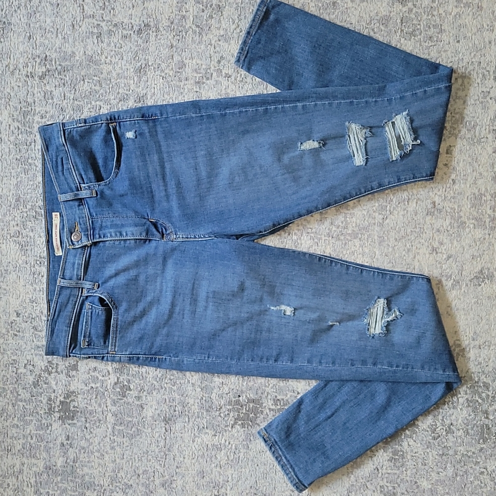 Levis 720 high rise destroyed skinny 28